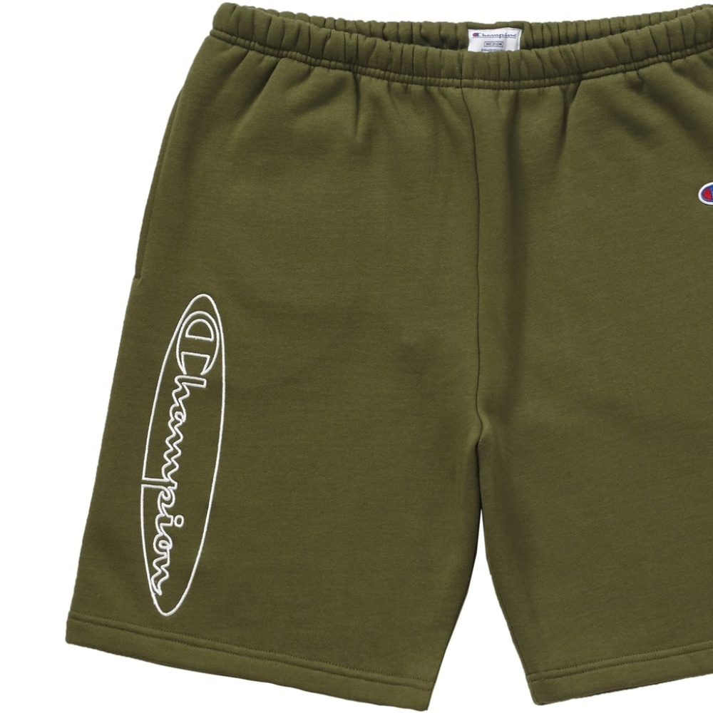 Supreme Champion Outline Sweatshort (Olive) L
